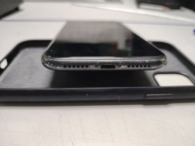 Apple iphone 11 64gb Код:01-200941190. Зображення 6