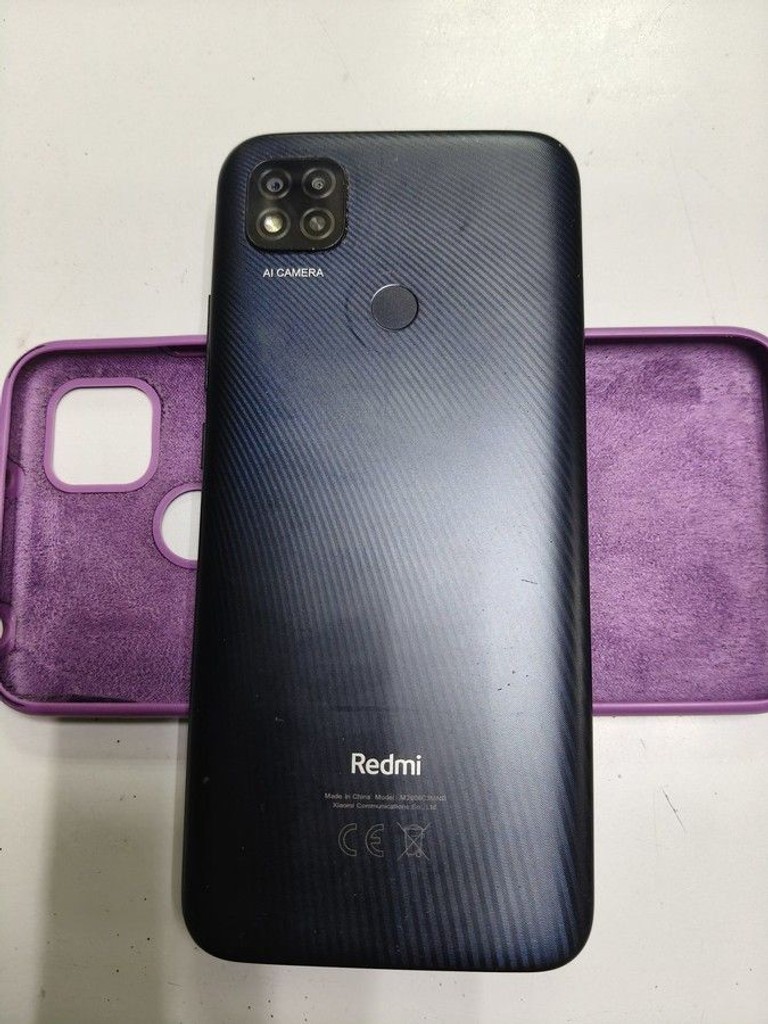 Дешиво Xiaomi redmi 9c nfc 2/32gb с ломбарда