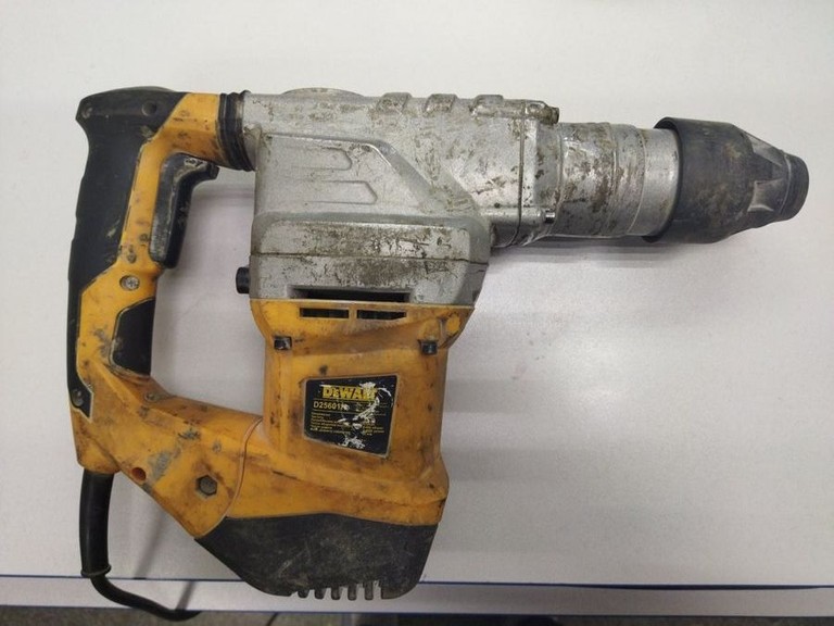 Оголошення Dewalt(Копія) d25601k Б/У