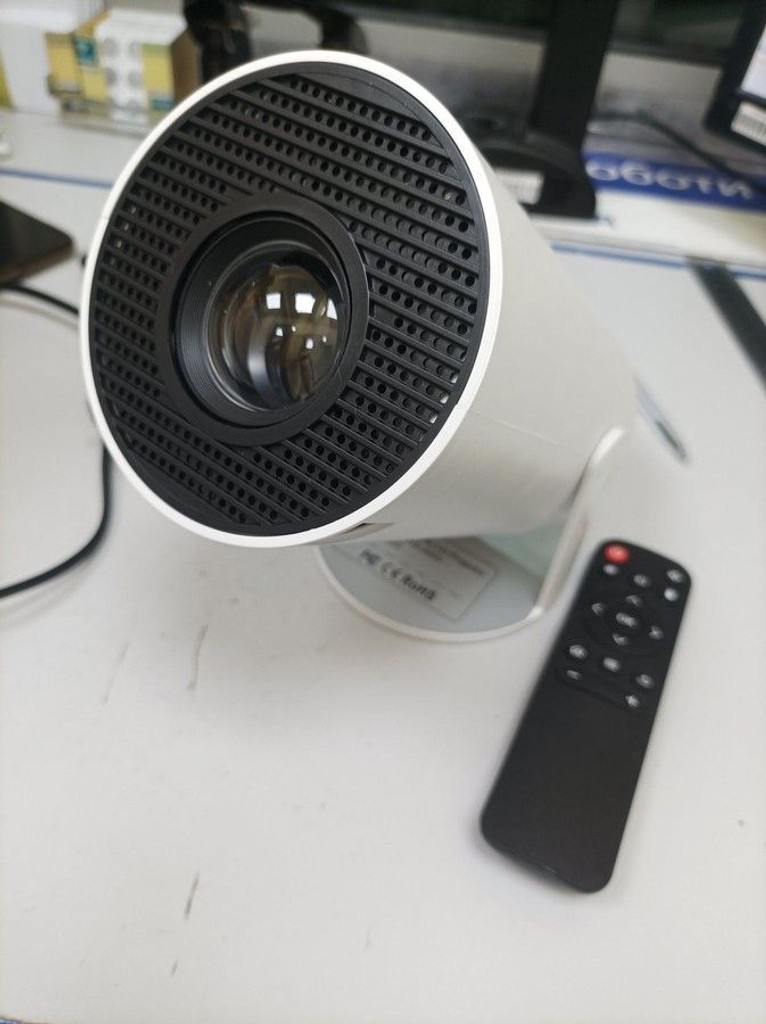 Купити Led Projector hy300 Б/У