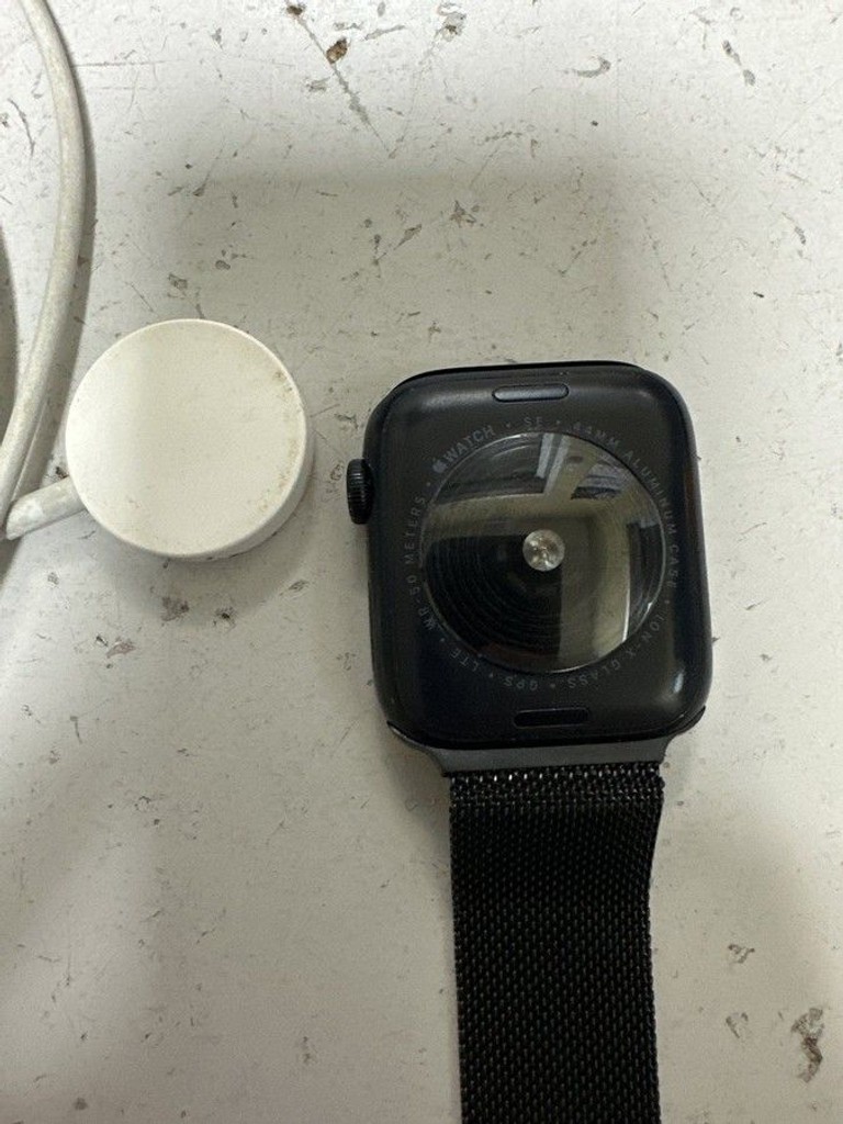 Дешиво Apple watch se 2 gps + cellular 44mm aluminum case с ломбарда
