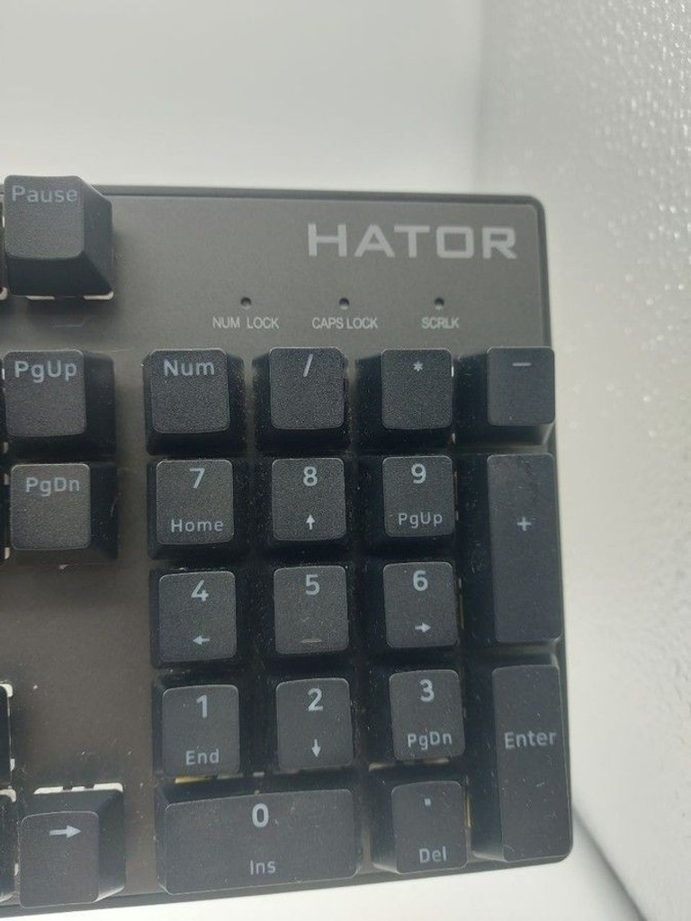 Розпродаж Hator icefall mecha rainbow, продавець Техноскарб