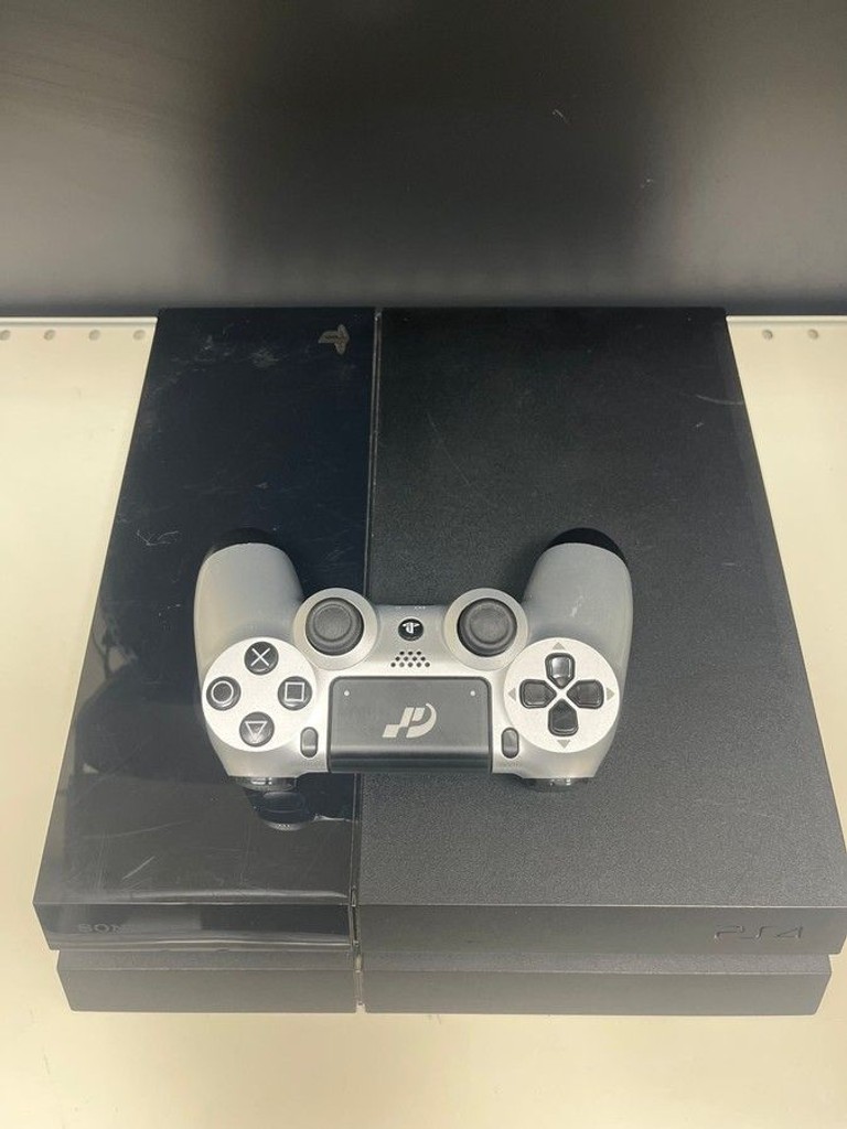 Купити Sony playstation 4 500gb Б/У