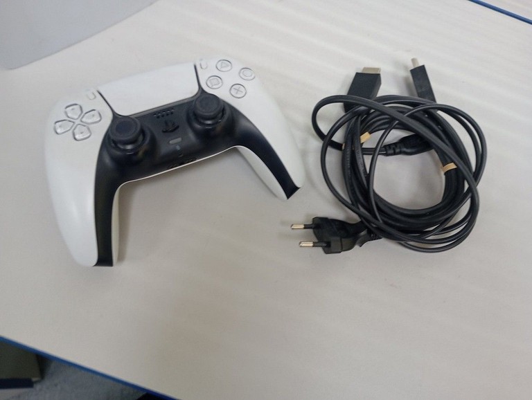 Sony PlayStation 5 Digital Edition 825GB Код:01-200999365. Зображення 5
