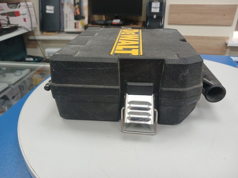 Оголошення Dewalt dw088 Б/У