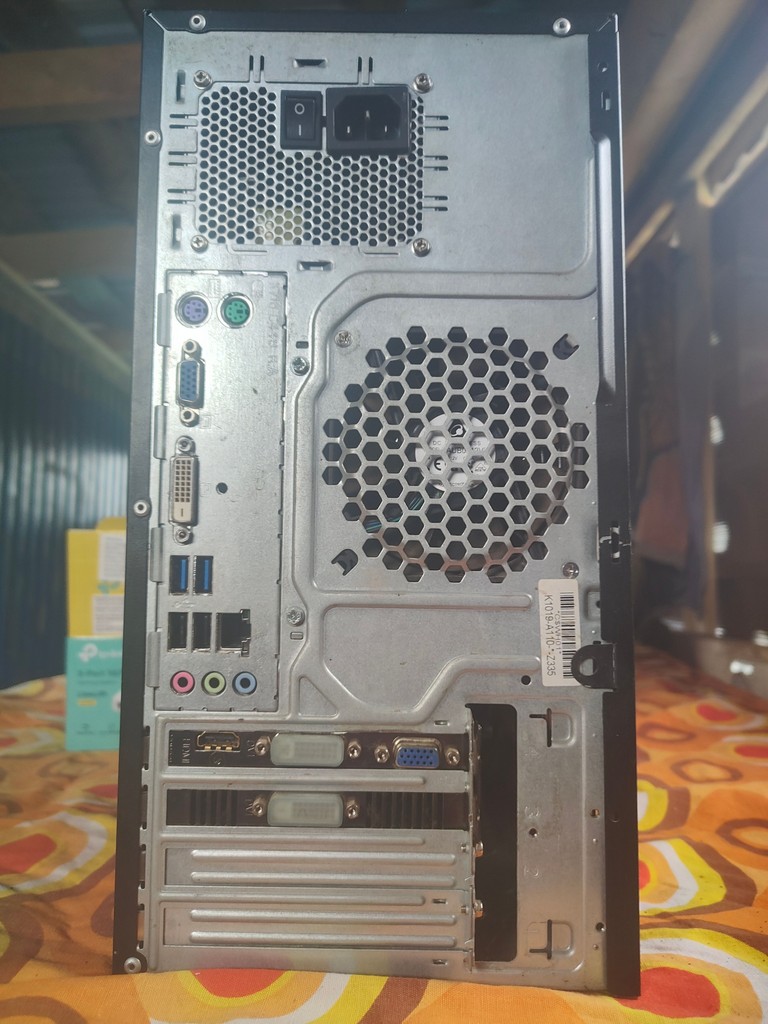 Дешиво Офісний/домашній ПК Fujitsu i5-3470 | 6 ГБ ОЗП | Radeon HD 7570 | SSD 240GB с ломбарда