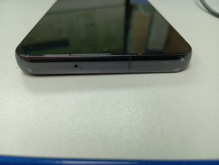 Купити Samsung galaxy s23 8/128gb Б/У