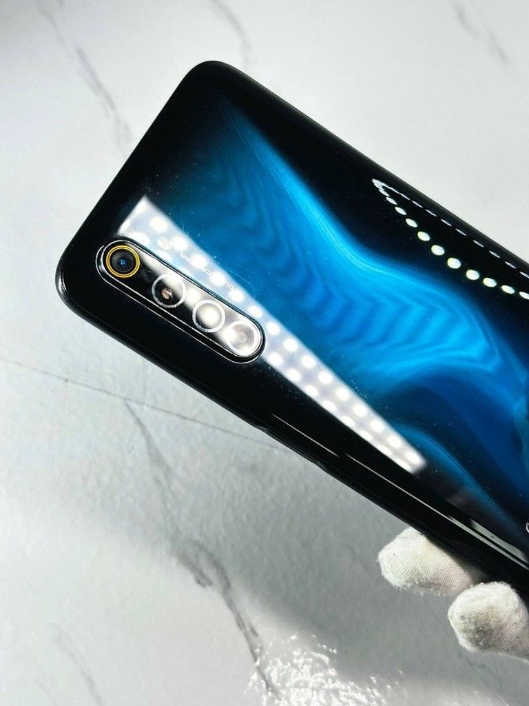 realme 6 Pro 8/128GB Red Код:01-201021332. Зображення 9