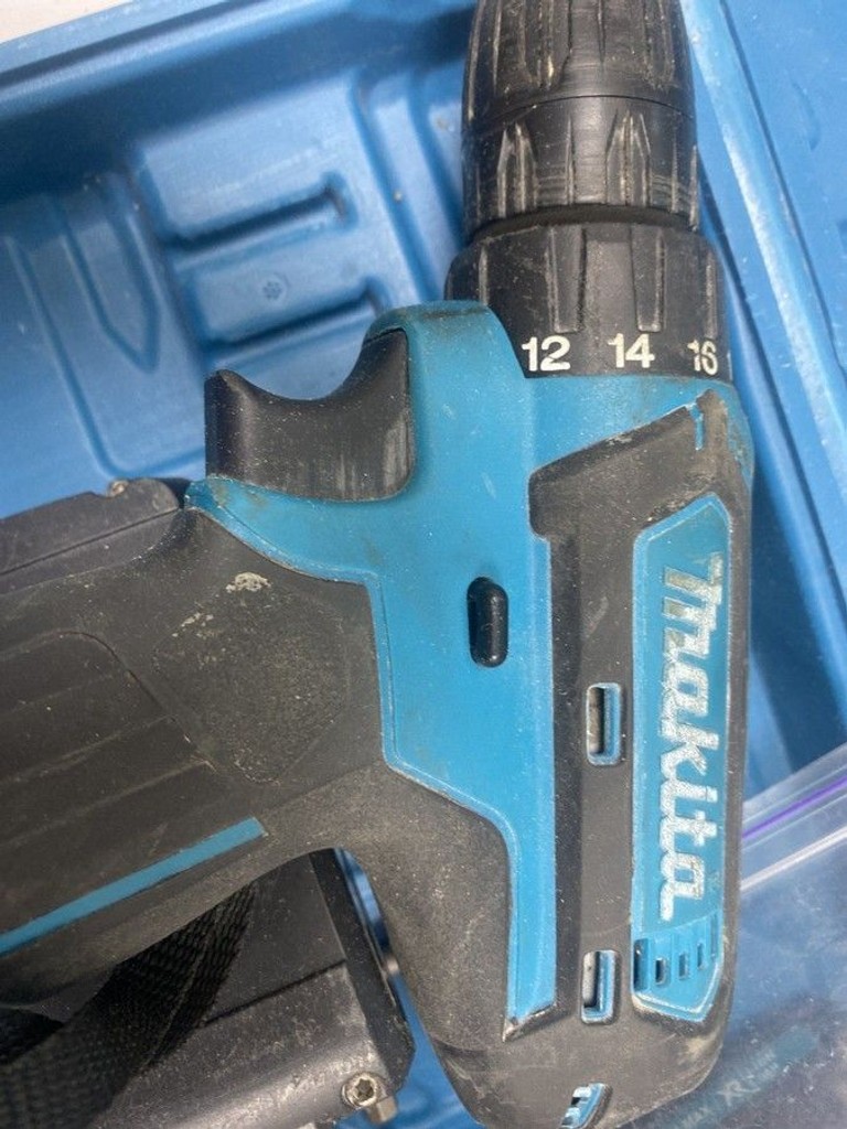 Розпродаж Makita df331d 2акб+зп копія, продавець Техноскарб