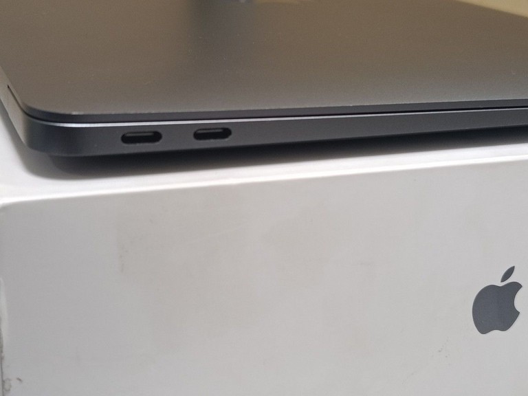 Apple MacBook Air 13'' Late 2020 Код:01-201024083. Изображение 6