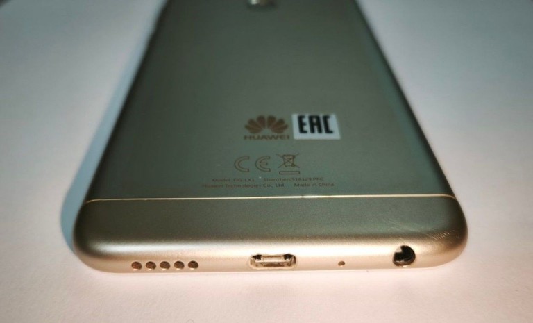 Huawei p smart fig-lx1 3/32gb Код:01-201031118. Зображення 6