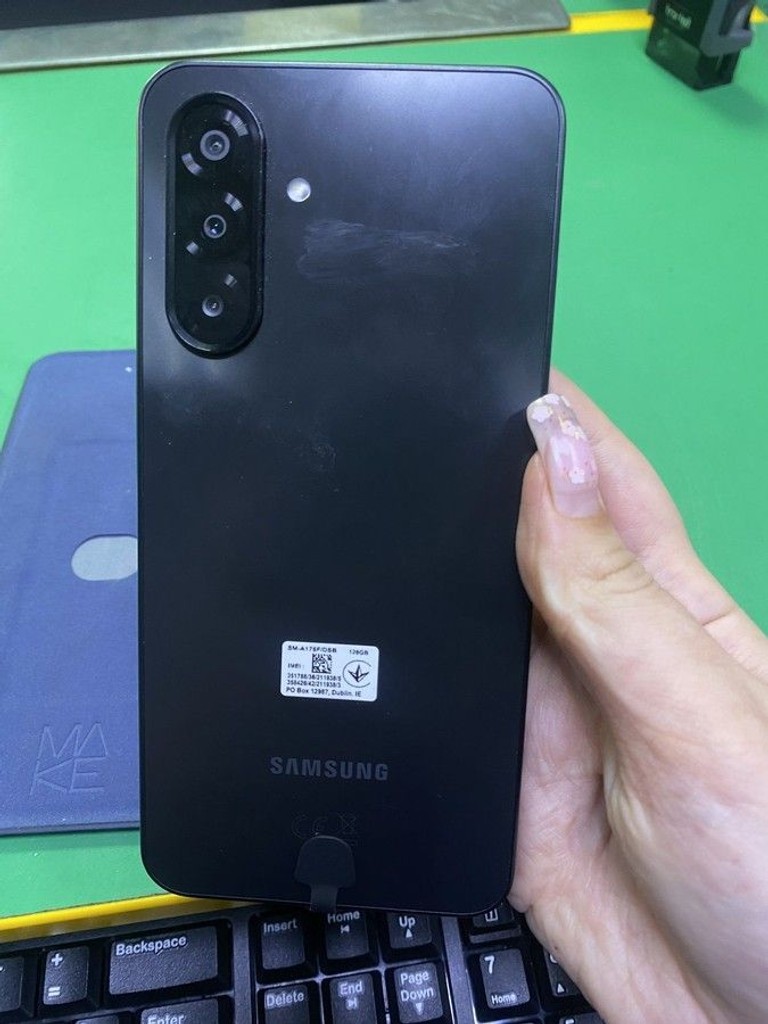 Оголошення Samsung galaxy a17 4g 4/128gb Б/У