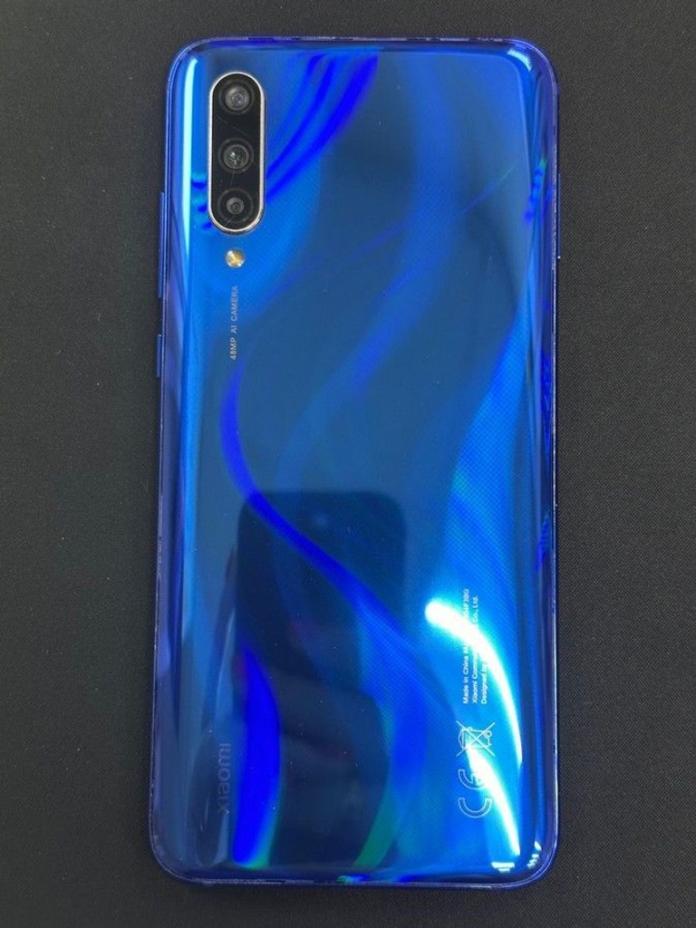 Объявление Xiaomi Mi 9 Lite 6/128GB Blue Б/У