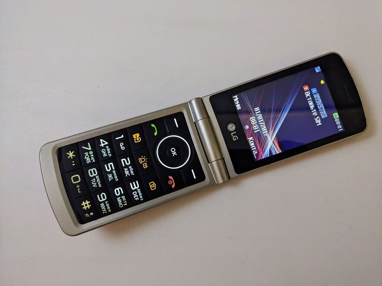 Купити Lg g360 Б/У