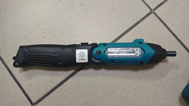 Розпродаж Makita DF001DW, продавець Техноскарб