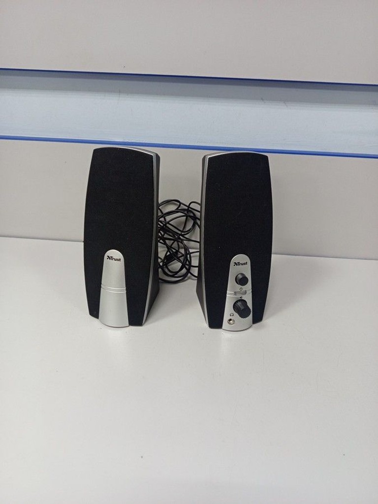 Купити Trust mila 2.0 speaker set Б/У