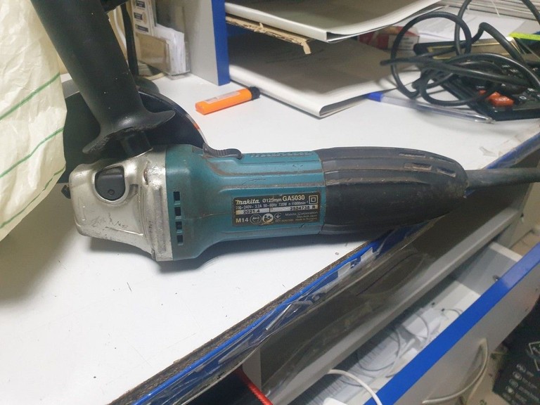 Оголошення Makita GA5030 Б/У