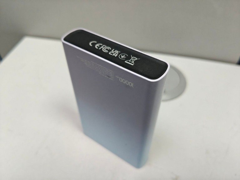 Оголошення Proove hyper flux plus 22.5w 10000mah Б/У