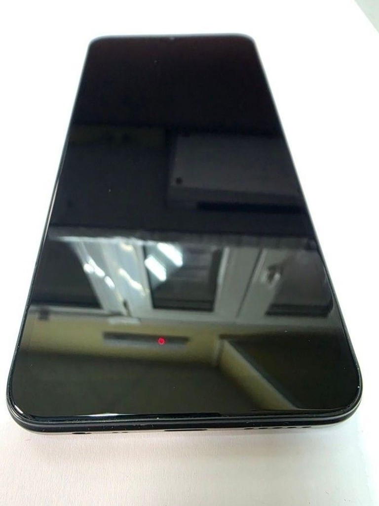 Дешиво Xiaomi Redmi 8A 4/64GB Black с ломбарда