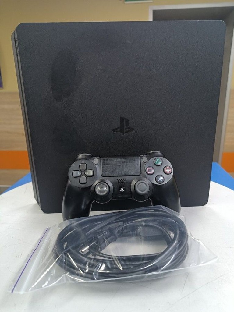 Купити Sony PlayStation 4 Slim 1TB Black Б/У