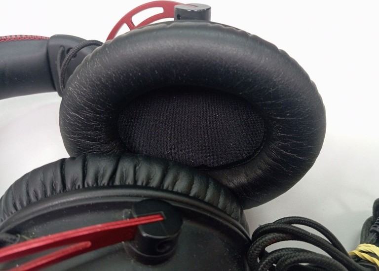 Оголошення Hyperx cloud alpha Б/У