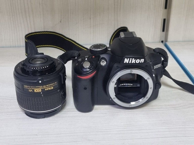 Nikon d3200 + nikon nikkor af-s 18-55mm 1:3.5-5.6g vr dx Код:01-201131123. Зображення 9