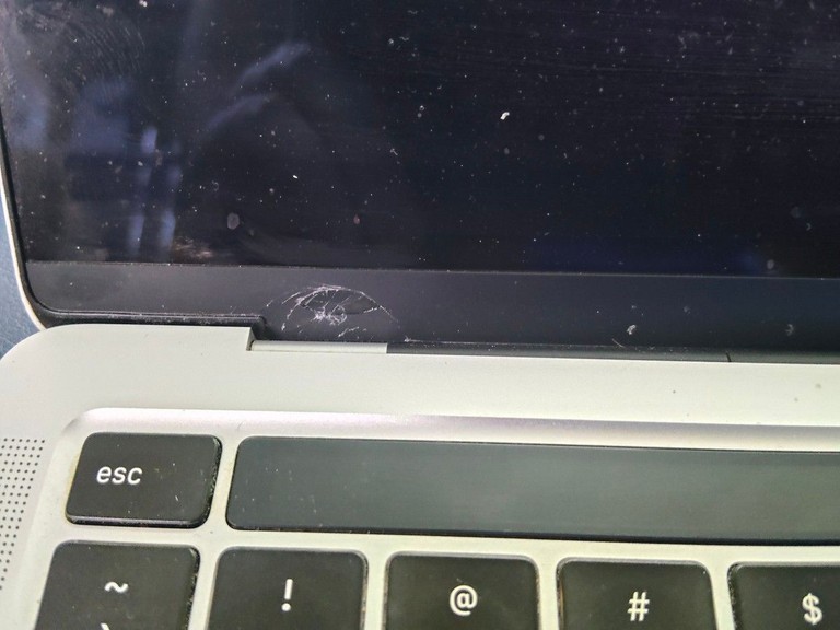 Apple a2338 macbook pro 13,3" m1 8-gpu/ ram8gb/ ssd256gb/ retina, truetone, touch bar Код:01-201137773. Зображення 7