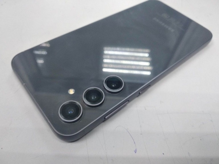 Розпродаж Samsung Galaxy S23 FE SM-S711B 8/256GB Purple, продавець Техноскарб
