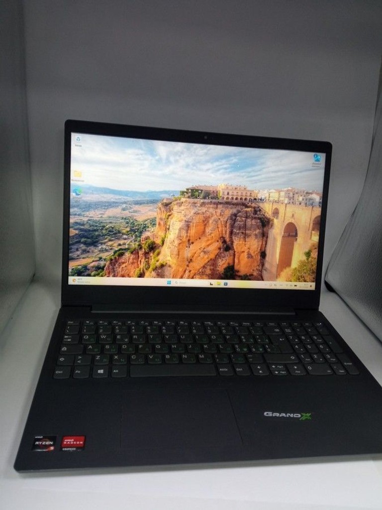 Оголошення Lenovo 15/ryzen 5 3500u ddr4/8gb ddr4/hdd *відсутній/ssd 250 gb/*інтегрована Б/У