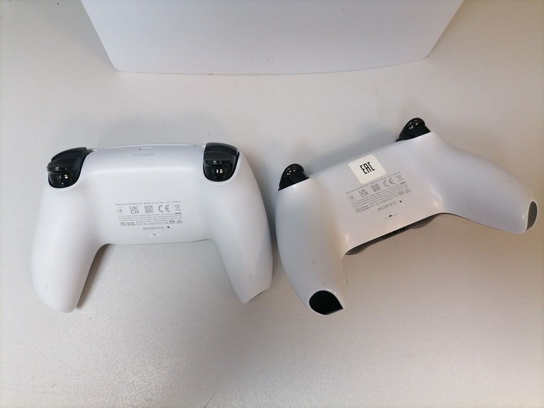 Sony ps 5 cfi-1208a 825gb два джойстика+диск Код:01-201152647. Зображення 12