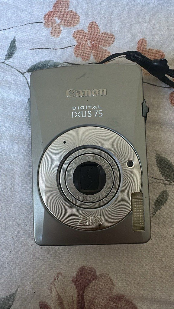 Купити DIGITAL IXUS 75 Б/У