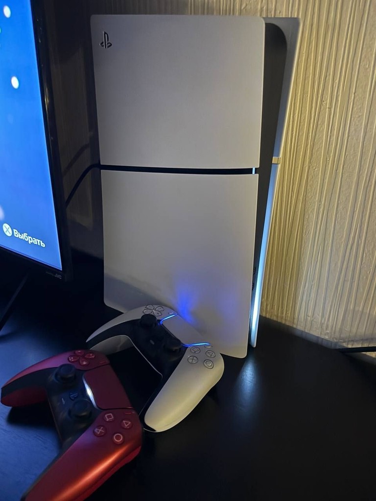 Купить PlayStation 5 Slim Digital Edition Б/У