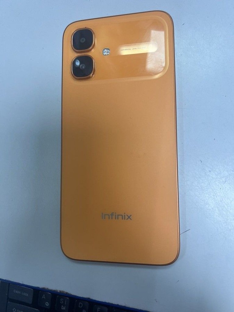 Оголошення Infinix Smart 20 4/128GB Solar Orange Б/У