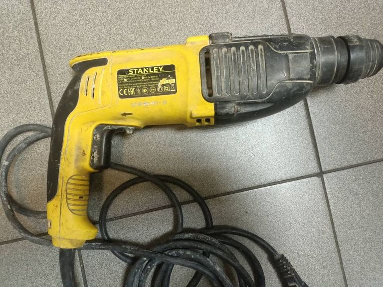 Дешиво Stanley shr263 с ломбарда