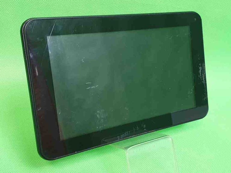 Дешиво Nomi a07000 8gb с ломбарда