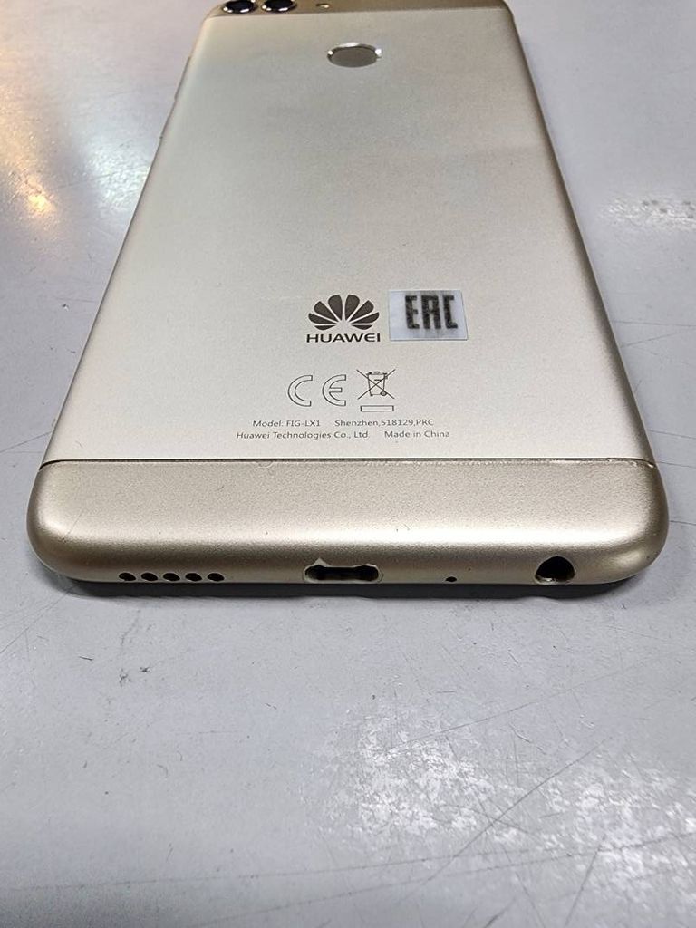 Huawei p smart fig-lx1 3/32gb