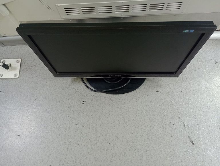 Купить Samsung p2250 Б/У