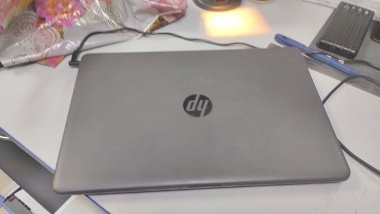 Купить Hp 15/core i3 7020u ddr3/12gb ddr3/hdd 500 gb/ssd 128 gb/radeon r5 m330 Б/У