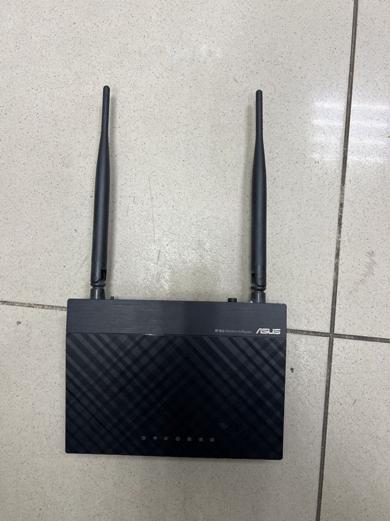 Asus RT-N12E