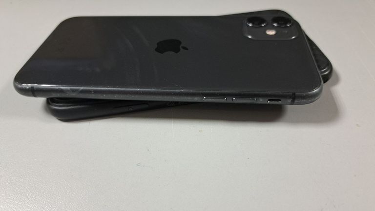 Apple iphone 11 64gb Код:01-200481362. Изображение 7