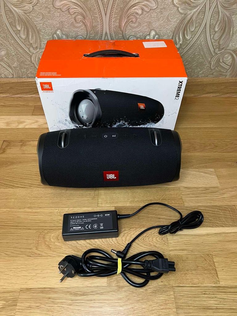 Купити Jbl Xtreme 2 Midnight Black (JBLXTREME2BLK) Б/У