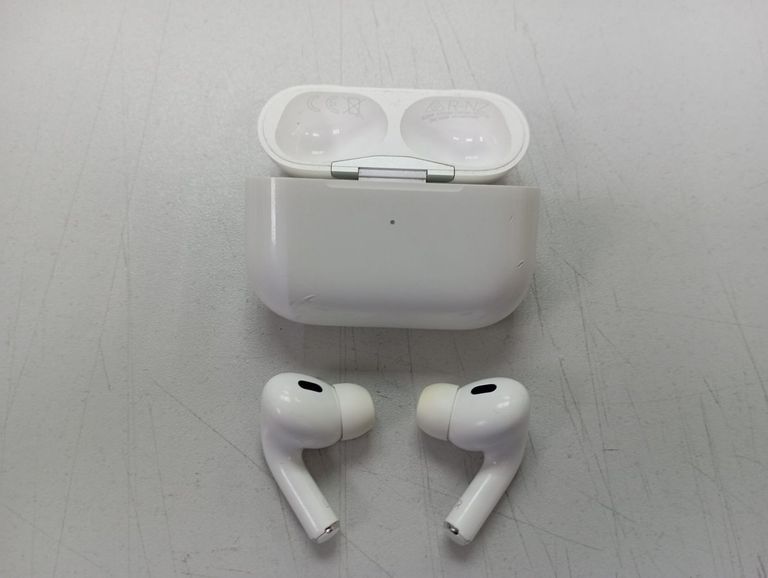 Розпродаж Apple airpods pro 2nd generation with magsafe charging case usb-c, продавець Техноскарб
