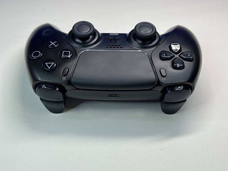 Дешиво Sony dualsense с ломбарда