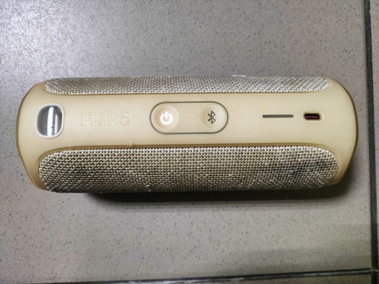 Дешево Jbl Flip 5 Black (JBLFLIP5BLK) з ломбарду