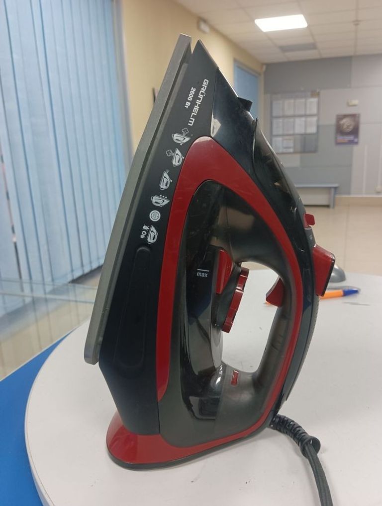 Купити Grunhelm EI9518C Б/У