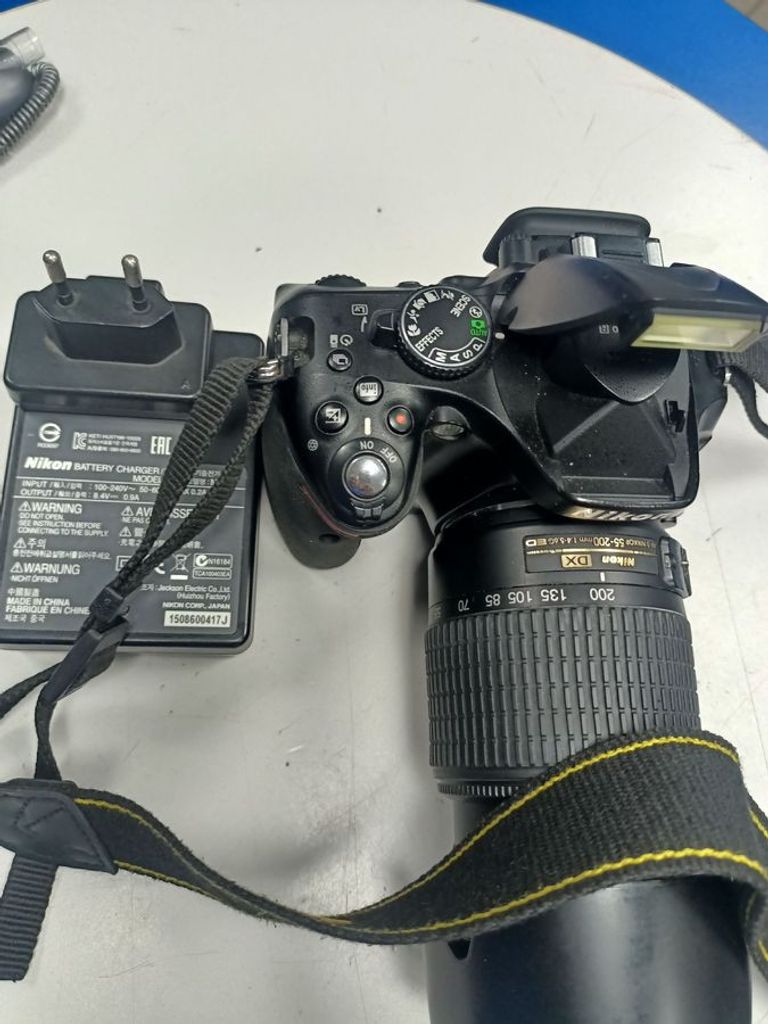 Оголошення Nikon d3300 nikon af-s dx 18-55 1-3.5-5.6g vr ii Б/У