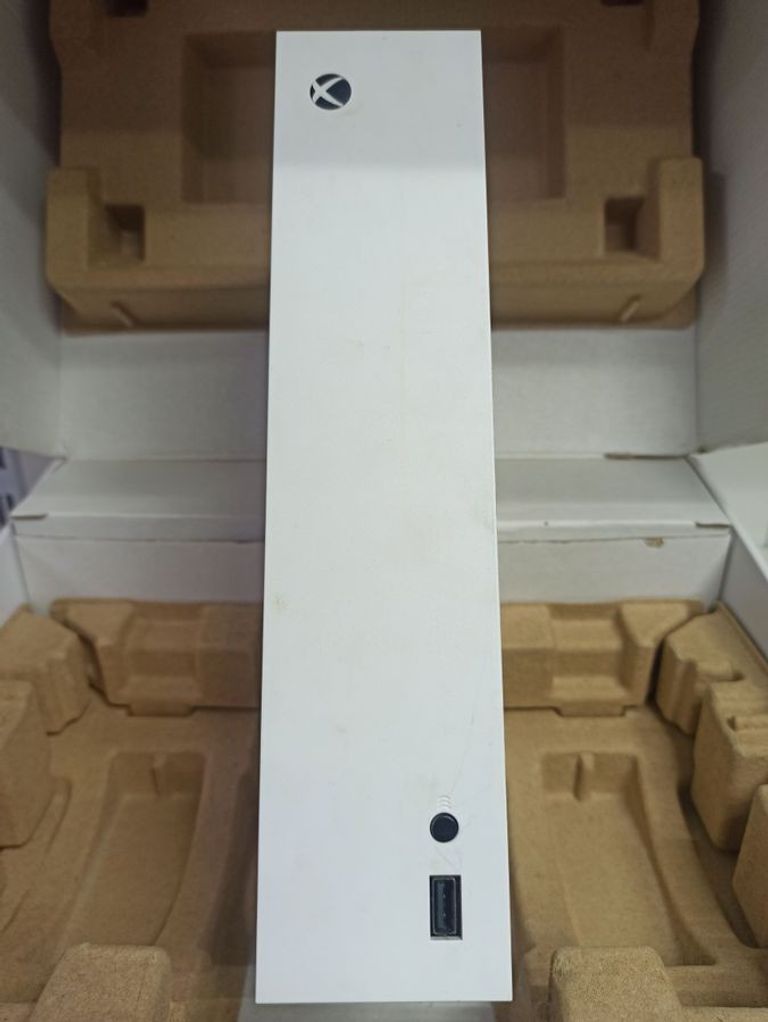 Распродажа Microsoft Xbox Series S 512GB (889842651386), продавец Техноскарб