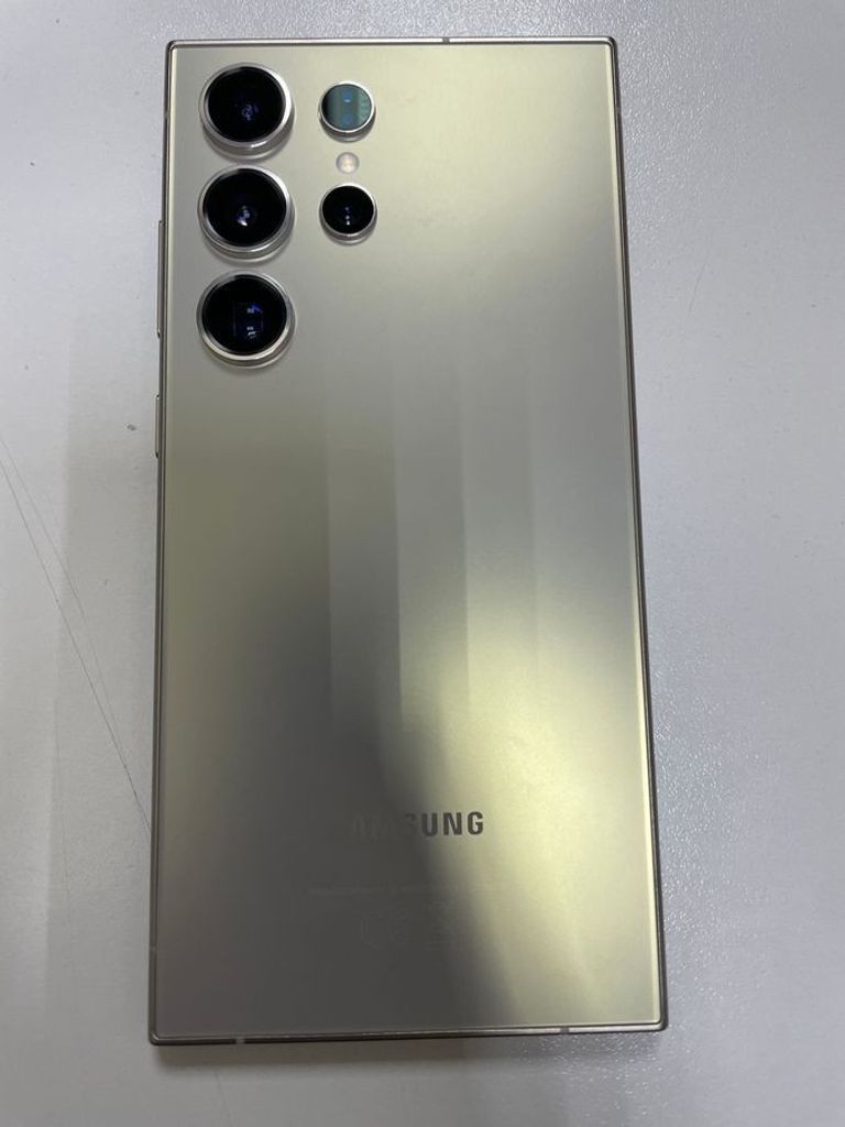 Купить Samsung galaxy s24 ultra 12/512gb Б/У