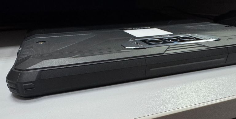 Oukitel RT7 12/256GB Black Код:01-200803533. Изображение 6