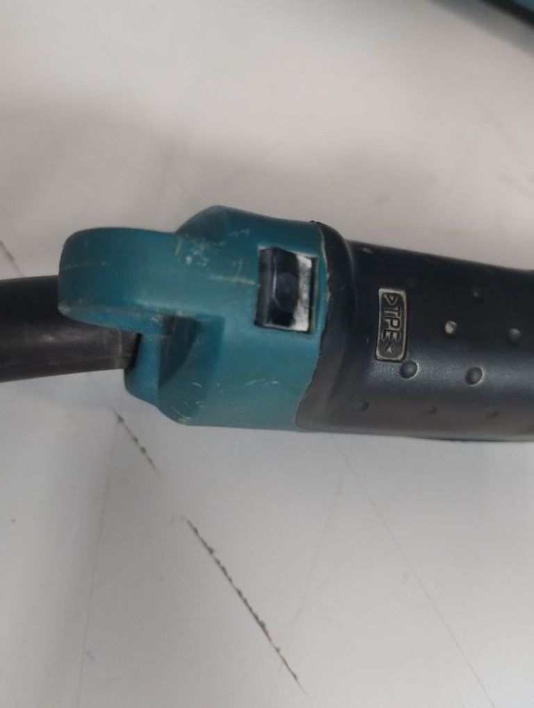 Makita HR2470FT Код:01-200779163. Зображення 5
